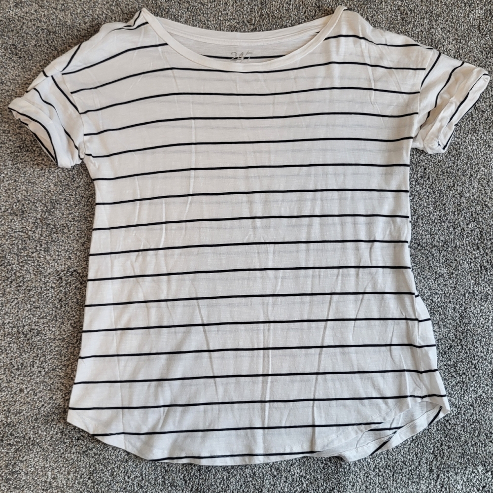 Maurices Black and White Striped Short Sleeve Tee